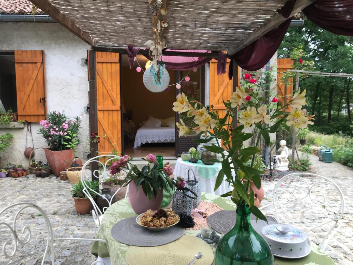 Hotel Au Pain Des Anges Saint-Gervais en-Belin Zewnętrze zdjęcie